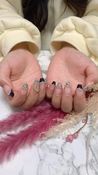 ネイル はな💎ネイル ワンホン、長さ出しのネイルデザイン