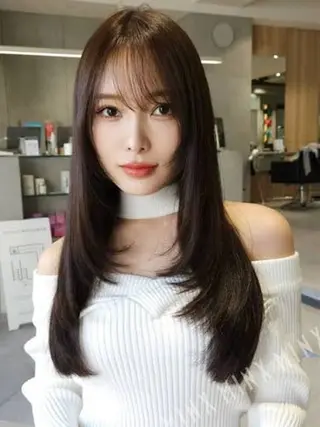 ロング 🌈透明感カラー 韓国 ミライ🇰🇷のヘアスタイル