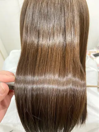 ロング WHITE所属・WHITE 田中智之のヘアスタイル