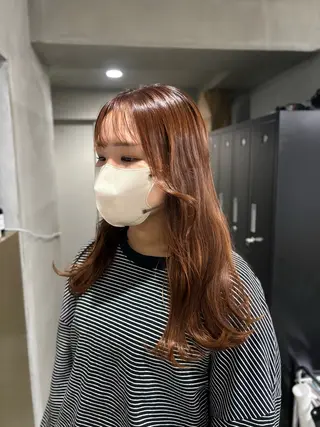 ロング カラー 田代 佳穂のヘアスタイル