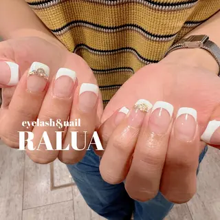 ネイル RALUA shiori🐰のネイルデザイン