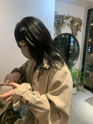 セミロング カラー ヘアアレンジ GO TODAY シェアサロン 表参道Flos店所属・nishi fuyumiのヘアスタイル