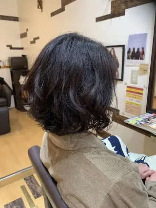 ショート カラー SUGAR所属・サトウ シューイチのヘアスタイル