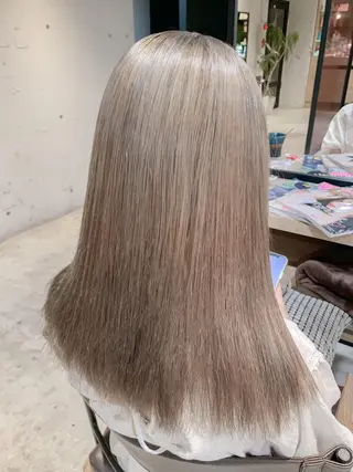 セミロング カラー ヘアアレンジ yuka .のヘアスタイル