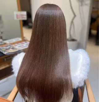 カラー 渡壁 文那のヘアスタイル