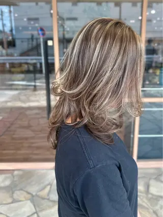 ロング Ash横浜瀬谷店 Tsugumiのヘアスタイル