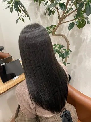 ロング カラー 藤井 楓のヘアスタイル