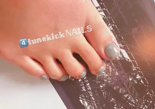 ネイル 4tunekick NAILS(フォーチュンキックネイルズ)所属・光森 淳子のネイルデザイン