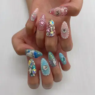 ネイル 五十嵐 美智のネイルデザイン