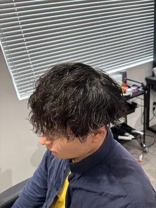 メンズ フェザーパーマ職人 🪽yutoのヘアスタイル
