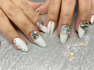 ネイル Y. Reonaのネイルデザイン