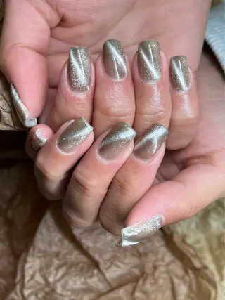 ネイル ToliyDeliy Nail Salonのネイルデザイン