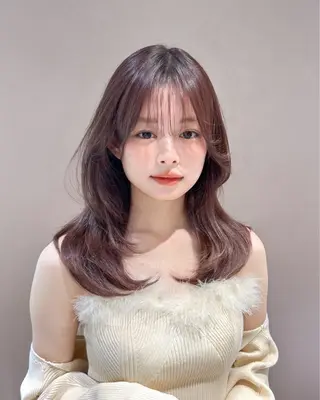 セミロング カラー ミディアムヘア Chifumiのヘアスタイル