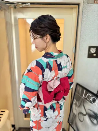 ヘアアレンジ LOOPER &..所属・eye.hair　◎ akiのマツエク・マツパデザイン