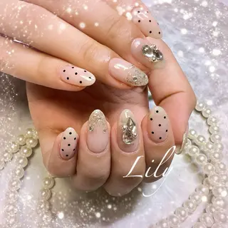 ネイル Nailsalon Lilyのネイルデザイン