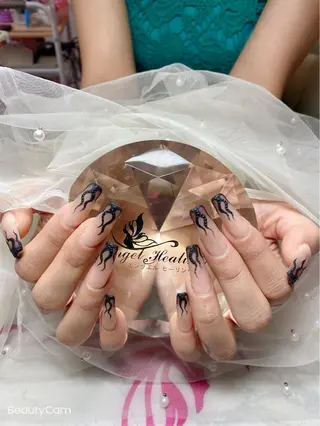ネイル エンジェル ヒーリング 矢場町店のネイルデザイン