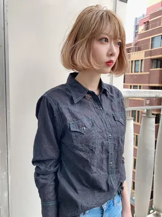 ショート カラー ハイトーン✨ボブ✨ 篠崎良訓のヘアスタイル