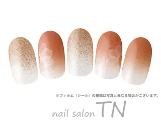 ネイル 牧野 アピニアのネイルデザイン