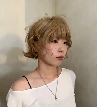 ショート 🧶透明感カラー/ Yuzu/ベージュのヘアスタイル
