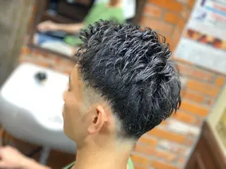 ミディアム メンズ HIRO GINZA 池袋東口店所属・林田 龍明のヘアスタイル