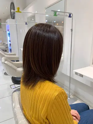 ミディアム カラー 金澤 夏海のヘアスタイル