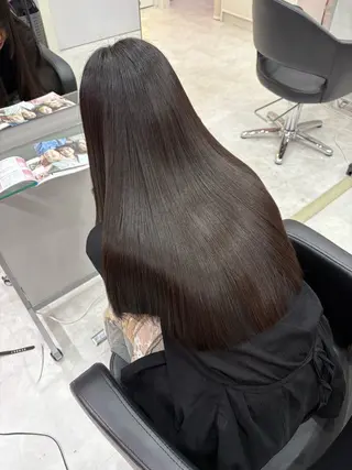 ロング ブリーチ⏳艶カラー Natsukiのヘアスタイル