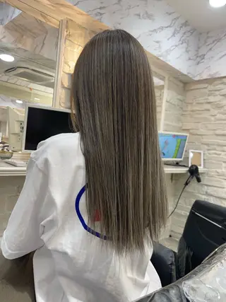 ロング カラー 西野 蓮のヘアスタイル