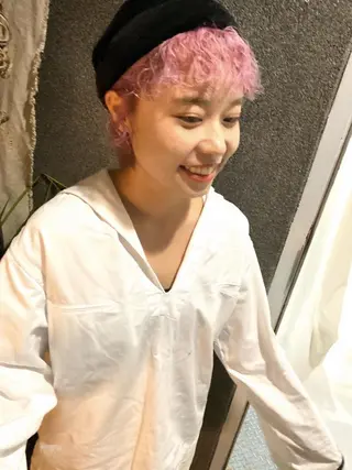 ショート パーマ カラー qiieダブルカラー イルミナカラーのヘアスタイル