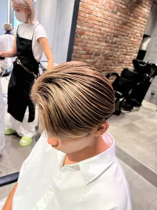 ミディアム メンズ バレイヤージュ職人 🔥代表YU-SHIのヘアスタイル