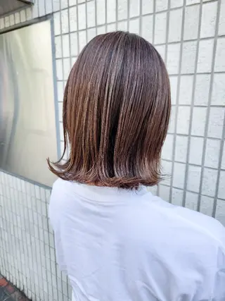 ミディアム カラー 尾野 恭平のヘアスタイル
