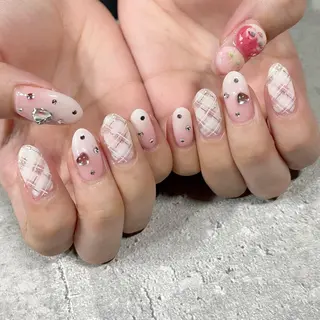 ネイル 東 千夏のネイルデザイン