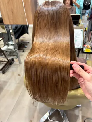 ロング わだ まゆのヘアスタイル