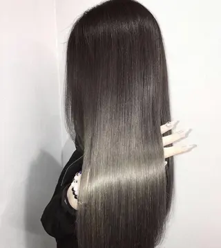 セミロング AUBE TOKYO 美髪製作所のヘアスタイル