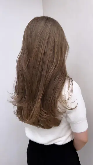 ロング カラー ミチオノザワヘアサロン所属・鷲嶺 風太朗のヘアスタイル