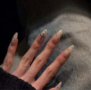 ネイル Chisa Nail Studio所属・チ サのネイルデザイン