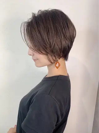 ショート カラー 美容室 _WHITE＋ 南海難波店【アンダーホワイトプラス】所属・✨レイヤー/透明感 /豊嶋里緒✨のヘアスタイル