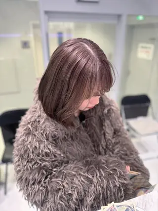 ミディアム カラー 艶 ケアブリーチ 🎀🩵RISAのヘアスタイル