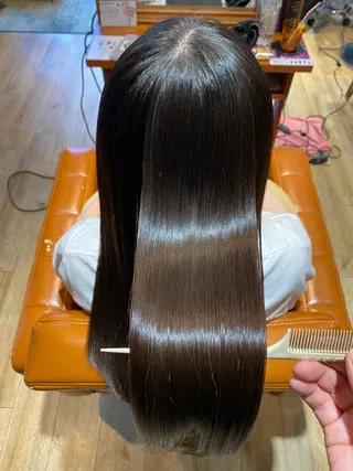 ロング カラー ICON所属・艶美髪マスター 店長✂︎YUKKEのヘアスタイル