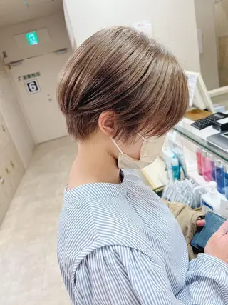 ショート カラー ハイトーン/ウルフ /レイヤー/坂野幸伸のヘアスタイル