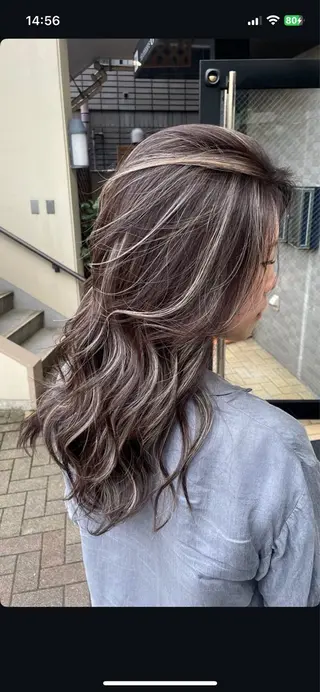ロング カラー 表参道/ハイライト バレイヤージュのヘアスタイル