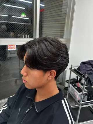 パーマ メンズ メンズ特化✨️ 韓国風パーマ🔥一八のヘアスタイル