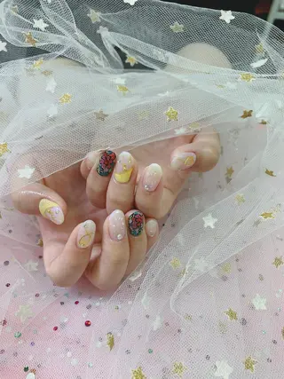 ネイル 🦋ネイルサロン ブラン🌈ゆりのネイルデザイン