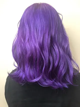 ミディアム ゆぴ☾‪/推しカラー /ハイトーンのヘアスタイル