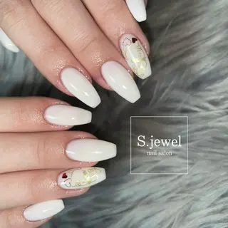 ネイル S♡JEWEL所属・S. JEWELのネイルデザイン