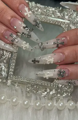 ネイル LilyLala Nailsalonのネイルデザイン