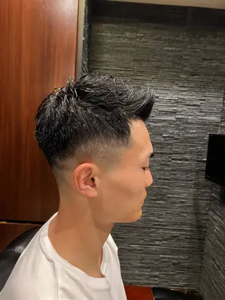 ショート 杉原 慶祐のヘアスタイル