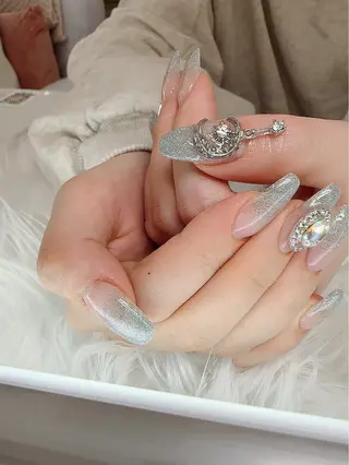 ネイル Le'a シズカのネイルデザイン