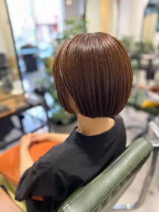 ショート カラー 韓国風レイヤー ∕ 大隣 里桜のヘアスタイル