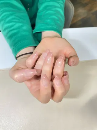 Lily Beauty天神西通り店所属・坂田 美生のネイルデザイン