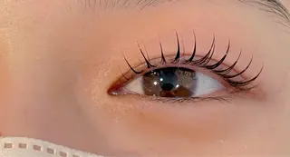 マツエク・マツパ m+eyelash 🩵南森町駅1分🚉のマツエク・マツパデザイン